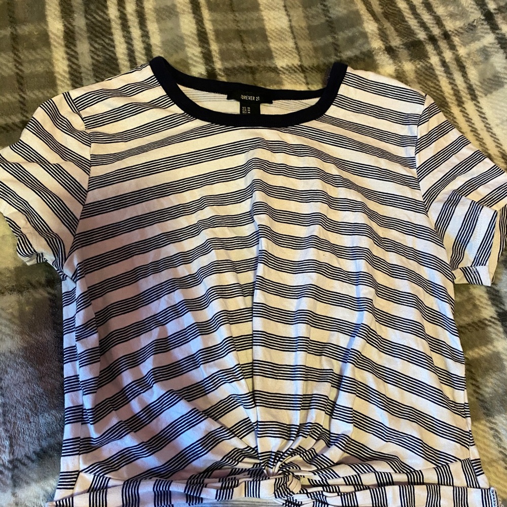 Forever 21 Navy Blue and White Stripped Top